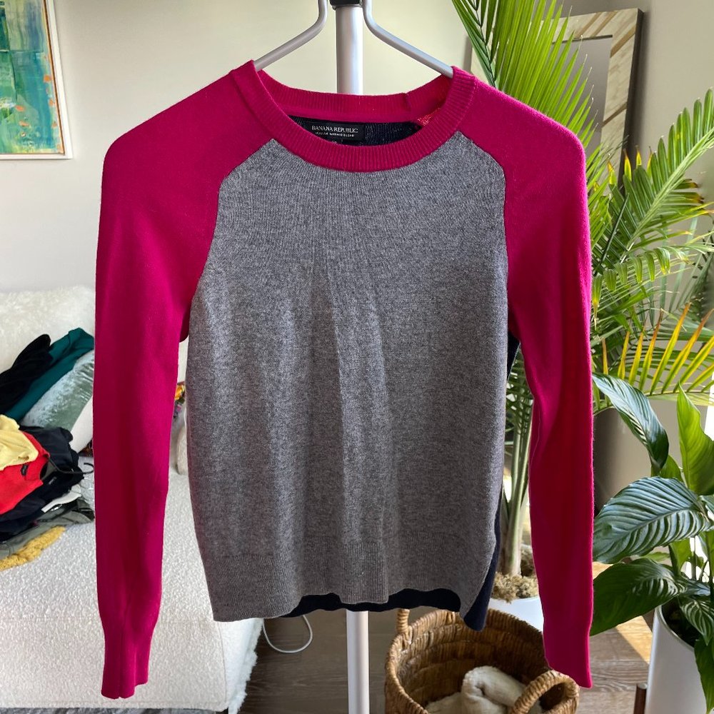 Colorblock Banana Republic sweater